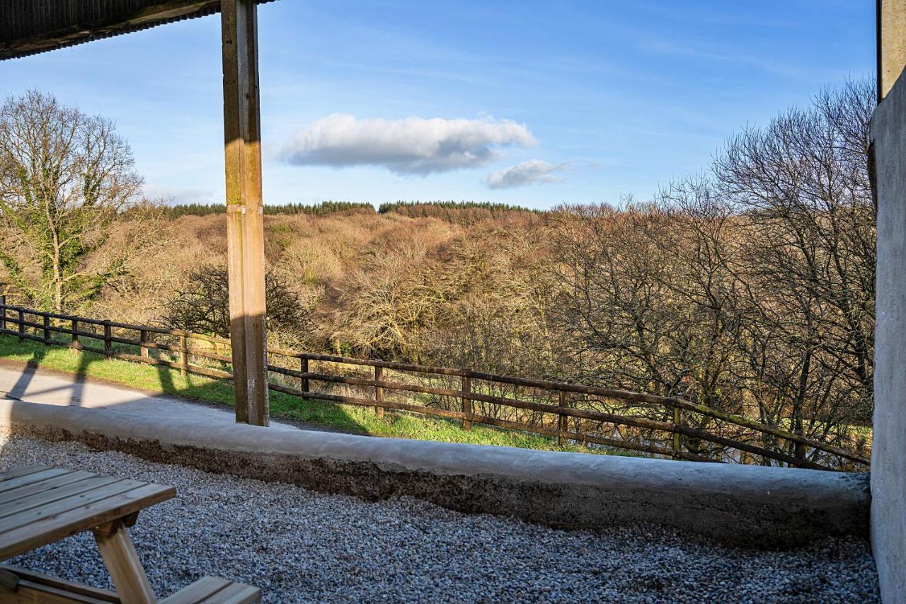 Finest Retreats - The Shepherd'S Hut At Northcombe Farm Beaworthy Eksteriør billede